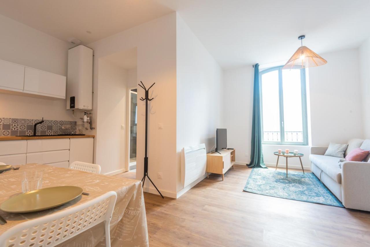 Appartements Centre-Ville - Wifi - Cuisine Tout Equipee - Lave-Linge Pau Room photo